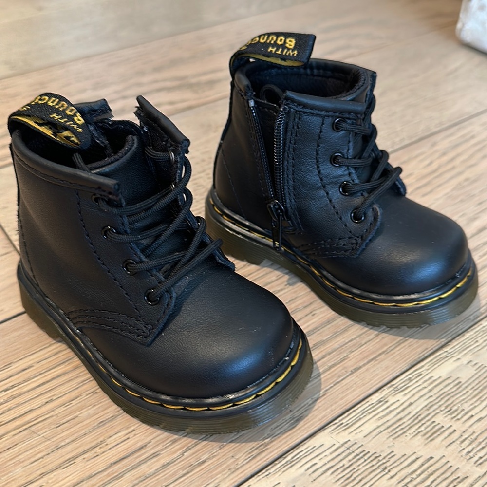 Dr Marten Toddler Boots